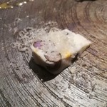 厨翠山   - 鰊のまりね あん肝ぽん酢寄せ 菊花  春菊のおひたし むかご真丈 ぱるみびゃーの掛け
      塩(五代庵  梅塩)