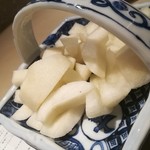 厨翠山   - 先程の梨カット