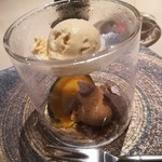 厨翠山   - 坊っちゃんカボチャのプリン キャラメルじぇらーと  
      五種類の選べる牛乳あいす   
       
      しょうゆのアイス。  