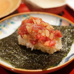 銀座 しのはら - 本鮪とべったら漬けの手巻き寿司