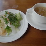 葡萄の花 - ランチについてくるサラダ＆スープ
