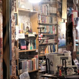 珈琲舎・書肆アラビク_2