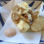 手打ち蕎麦 くげ - 大和いもの天ぷら￥５００