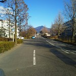 Hana No Ki - 少し歩くと見えます。❗市内から一番高い比叡山は健さんのように孤高の山ですから
