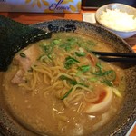 越後秘蔵麺　無尽蔵  六日町家 - もちもちした食べ応えある麺。