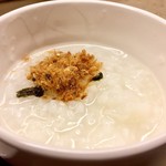 Taipei International Airport VIP Lounge - おかゆ