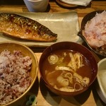 Kyouya Shokudou - さば塩焼き定食と削りたて鰹節
