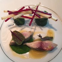 ベージュ アラン・デュカス 東京 - 