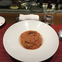 シェ フルール 横濱 - ビジネスランチ1000円の渡り蟹のパスタ。美味しい…。意外と量があります。