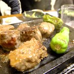 隠れみの - 鉄板で焼きます．