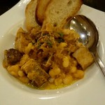 クロッキオ - トリッパと豆の煮込み850円