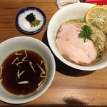 ラーメン屋 トイ・ボックス - 限定「新麦春よ恋の昆布水つけ麺」900円