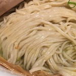 ラーメン屋 トイ・ボックス - ロックンビリーS1嶋崎店主配合の「新麦春よ恋」ブレンド麺