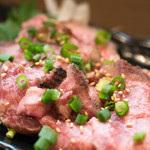 彩波 - 2017.12 炙り牛タンの刺身（780円）