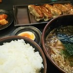 東麺房 - やはりごはんは外せない性分です