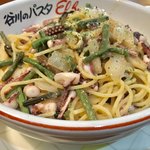 明太子とイカ足のパスタ(バター風味・山菜入り)【料理】