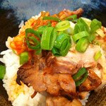 金久右衛門 - 豚丼小（ランチ）200円