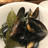 シャンパン食堂 - 