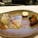 山猫軒 - ふぐ刺し、煮こごり、幽庵焼きは７Ｋｇの味の濃いフグ（備前）