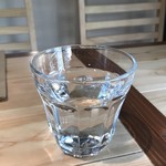 CHEERS GRILL wine rocks - 冷たい水。
      美味し。