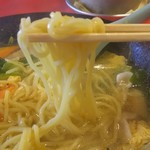 和光飯店 - 麺はストレート麺