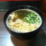 かすの河内屋 - かすうどんです。700円です。今まで食べたかすうどんで一番おいしかったです。