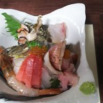 海さくら - １２月１６日の海鮮丼（上）