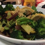 Mosch Mosch - ローストブロッコリーin焼きそばソース