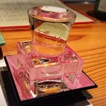 魚河岸 宮武 - 乙女心をくすぐるピンクのグラス♡