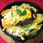 カフェ&バー・イーズ - 