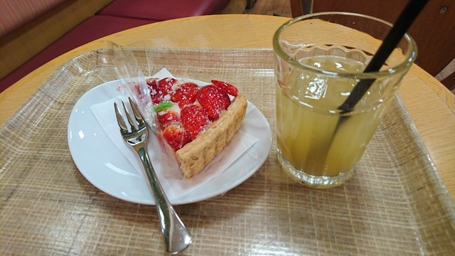 フルーツケーキファクトリー 大谷地店 大谷地 ケーキ 食べログ