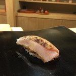 日本橋蛎殻町 すぎた - 鰤（勝浦）