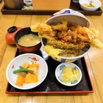 まめ寅 - はみだし天丼　\1,490