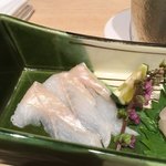 長崎県対馬市美津島町 しろや 北新地 - 伝助穴子