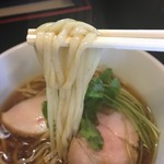 らぁ麺 飛鶏 - 鶏そば 麺リフト♪