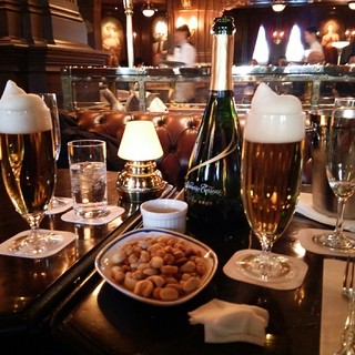ディズニーシーはここでお酒 By 讃岐のおやじが恵比寿と銀座で早や9年 テディ ルーズヴェルト ラウンジ 東京ディズニーシー ステーション ラウンジ 食べログ