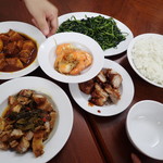 NEW DAY Restaurant - 全然ワンプレートじゃないw