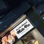 東京ミルクチーズ工場 カウカウキッチン - お店の外観