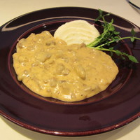 Russian Restaurant ROGOVSKI 銀座 - ビーフストロガノフ　マッシュポテト添え