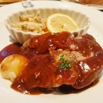 カサ・デ・フジモリ - 特製ビーフシチューとワカサギのエスカベッチェ