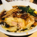 上海ワンタン王 - スペシャル豚角煮小ワンタン麺（1,000円）