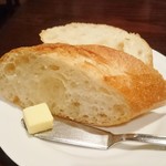 カサ・デ・フジモリ - パン