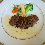 バリエ - 牛フィレ肉の薄切りソテーガーリックソース