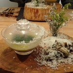 東 - ◆牡蠣（いろは島）と鮑、蕎麦を練り込んだパスタ。