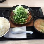 Katsuya - 青ねぎ味噌カツ鍋定食 (ご飯大盛) 745円＋108円(税込)