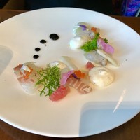 ラ ベデュータ - スズキのカルパッチョ   綺麗ですね♪