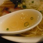 支那そば 八雲 - 白だしSoup激ウマ！