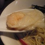 支那そば 八雲 - 海老ワンタン　プリップリッ