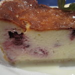 ラ ポルトルージュ - 絶品しっとりチーズケーキ