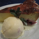 ラ ポルトルージュ - 絶品しっとりチーズケーキ